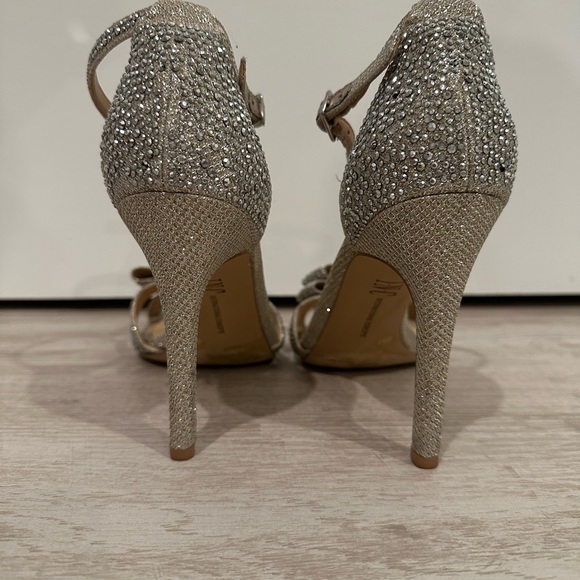 Crystal Bow Heels - Picture 7 of 7